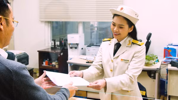 Ngành thuế nâng cao chất lượng phục vụ, tạo thuận lợi cho người nộp thuế. (Ảnh: TÔN TRƯỜNG)