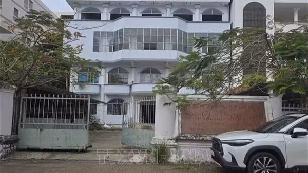 Các địa phương đang đẩy nhanh rà soát, xử lý nhà, đất công dôi dư sau sắp xếp tổ chức bộ máy. (Ảnh: TTXVN) 