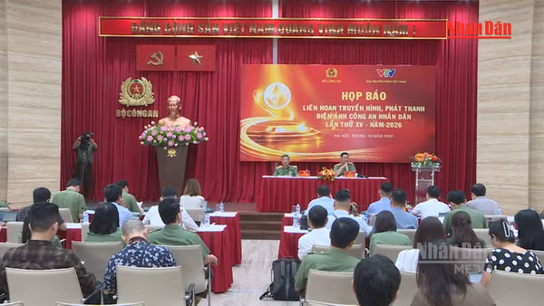 [Video] Liên hoan Truyền hình, Phát thanh, Điện ảnh CAND khai mạc từ 22/10