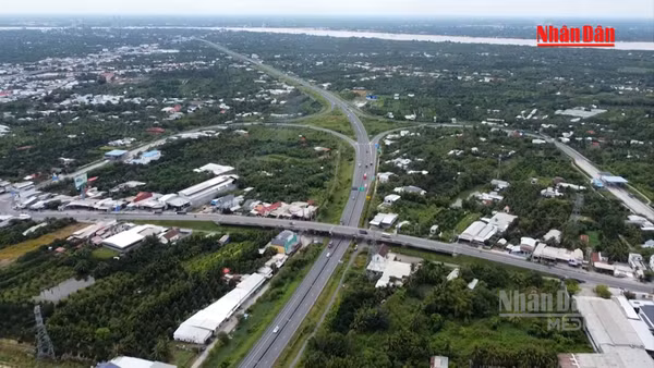 [Video] Bàn giao mặt bằng mở rộng cao tốc TP Hồ Chí Minh-Trung Lương-Mỹ Thuận trong tháng 11