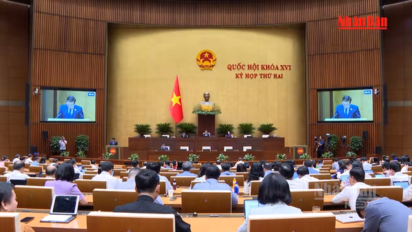 [Video] Giá điện sinh hoạt của người dân có thể tính theo giờ cao điểm, thấp điểm