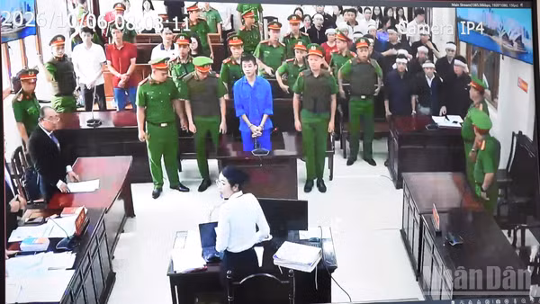 Hội đồng xét xử tuyên phạt mức án tử hình đối với bị cáo Nguyễn Đức Anh.