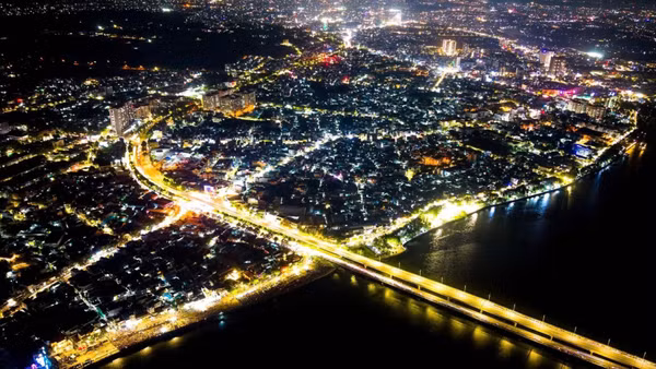 Một góc phường Trấn Biên, tỉnh Đồng Nai về đêm.