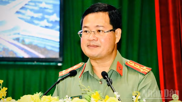 Đại tá Trần Anh Sơn, Phó Giám đốc Công an thành phố Đồng Nai cho biết, 9 tháng đầu năm đã tiếp nhận, xử lý 4 vụ tấn công mã hóa dữ liệu đòi tiền chuộc tại doanh nghiệp và cơ sở y tế. Nguy cơ đã hiện hữu ngay trên địa bàn, đòi hỏi cán bộ có năng lực phân tích cảnh báo, phát hiện sớm và xử lý kịp thời. (Ảnh: THIÊN VƯƠNG)
