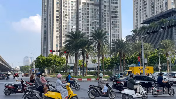 Khu vực Hà Nội ngày nắng, đêm có mưa rào vài nơi. (Ảnh minh họa: Đ.T)