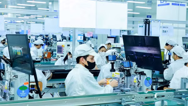 Quý IV/2026, tỉnh Nghệ An đặt mục tiêu tăng trưởng GRDP khoảng 14,51% và công nghiệp được xác định là trụ cột tăng trưởng. (Ảnh: TRUNG HIẾU)