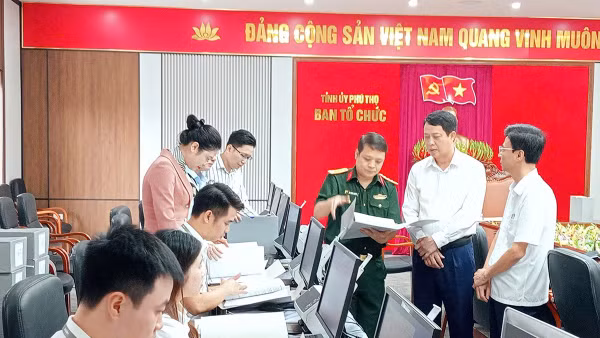 Chuẩn hóa dữ liệu, đưa các hoạt động của tổ chức đảng lên môi trường số tại Phú Thọ đang từng bước hình thành nền quản trị đảng viên đồng bộ, minh bạch, hiệu quả hơn. (Ảnh: NGỌC LONG-HỒNG HÀ-TRẦN HẢO)