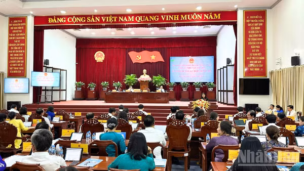 Quang cảnh kỳ họp. (Ảnh: VĂN ÚT)