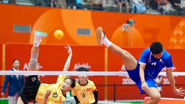 Cầu mây Việt Nam giành HCV ASIAD sau chiến thắng thuyết phục trước Philippines ở nội dung đôi nữ. Ảnh | Độc Lập
