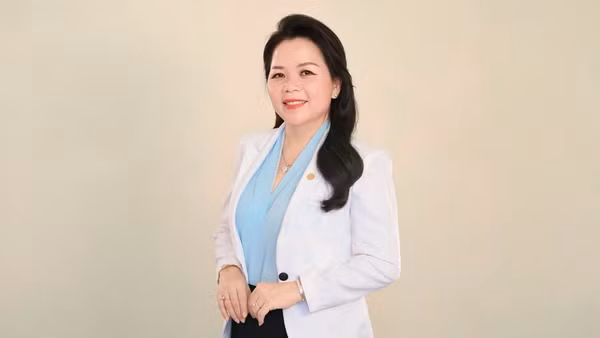 Chị Lê Thị Kim Hồng hiện là Giám đốc Văn phòng Tổng đại Lý tại Prudential Việt Nam. (Nguồn: Prudential)