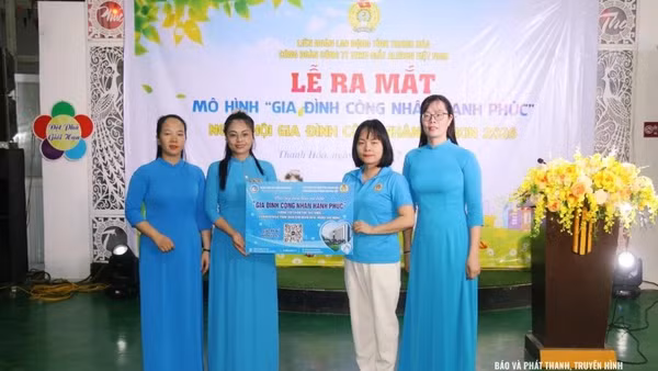 Tỉnh Thanh Hóa tổ chức lễ ra mắt Mô hình “Gia đình công nhân hạnh phúc”.
