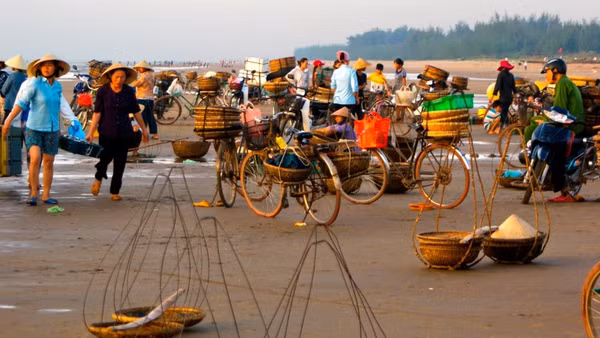 Chợ cá Quảng Nham. Ảnh: Duy Ngọc
