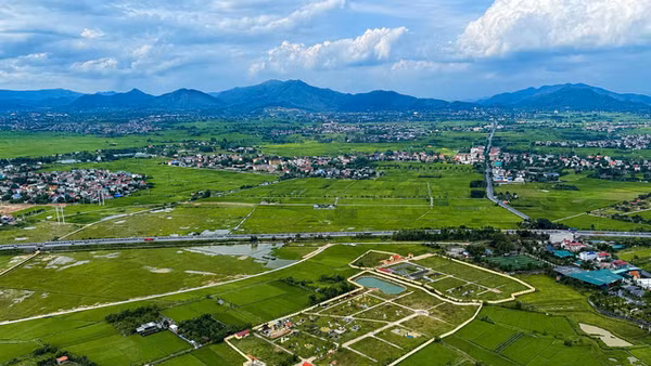 Sau hơn hai tuần triển khai chiến dịch cao điểm 45 ngày thực hiện Chỉ thị số 05/CT-TTg của Thủ tướng Chính phủ, công tác xây dựng cơ sở dữ liệu đất đai trên địa bàn Hà Nội đã ghi nhận nhiều kết quả tích cực.