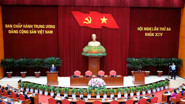 Quang cảnh phiên bế mạc Hội nghị lần thứ ba Ban Chấp hành Trung ương Đảng Cộng sản Việt Nam khóa XIV. Ảnh | ĐĂNG KHOA