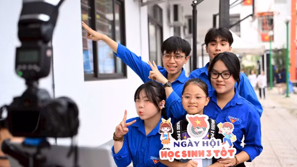 Thiếu nhi, thanh niên Thủ đô tại Ngày hội “Học sinh 3 tốt, Học sinh 3 rèn luyện” 2026.