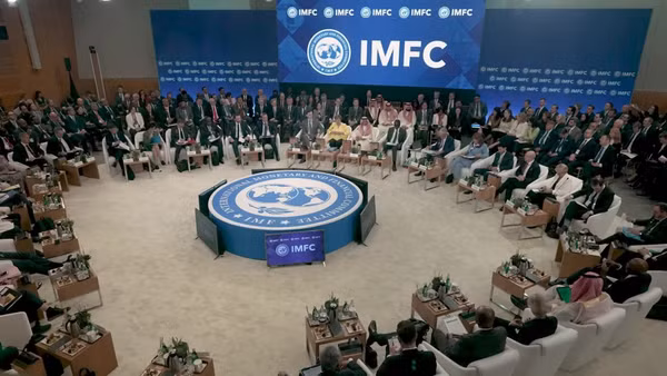 Hội nghị Mùa xuân IMF - WB 2026 chỉ ra những nguy cơ hiển hiện đối với cơ cấu kinh tế - xã hội toàn cầu. 