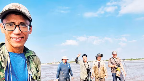 Các nhiếp ảnh gia cũng chính là những “sứ giả” bảo vệ chim, thú hoang dã rất hiệu quả.