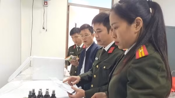 Công an tỉnh Thanh Hóa xác định ổ nhóm do Hoàng Văn Toàn cầm đầu đã thực hiện hành vi lừa đảo chiếm đoạt số tiền lên tới 227 tỷ đồng của hàng chục nghìn người. Ảnh trong bài | Công an Thanh Hóa