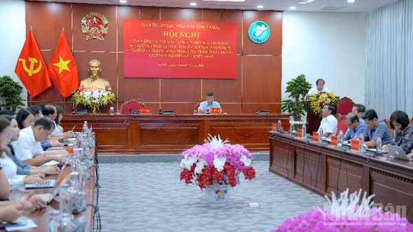 Quang cảnh hội nghị.