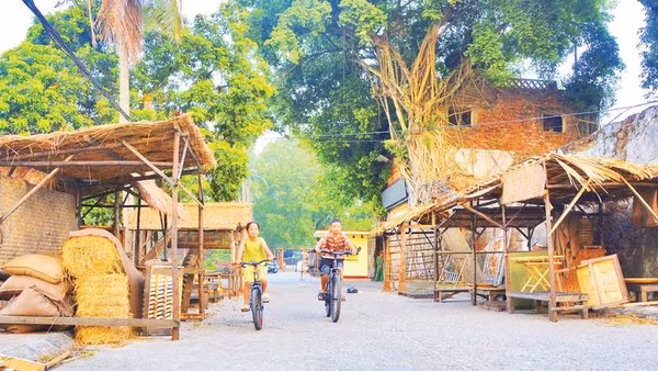 Với vẻ đẹp và giá trị riêng có thành cổ Bắc Ninh đã được chọn làm bối cảnh của nhiều bộ phim (Ảnh XUÂN ME)