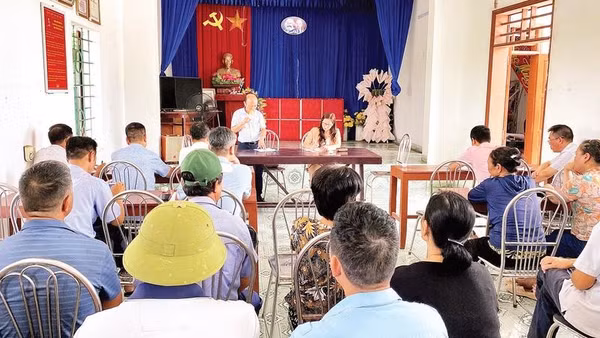 Xã Hà Đông phổ biến chủ trương, chế độ, chính sách đến người dân về thực hiện dự án xây dựng tuyến đường sắt Lào Cai-Hà Nội-Hải Phòng.