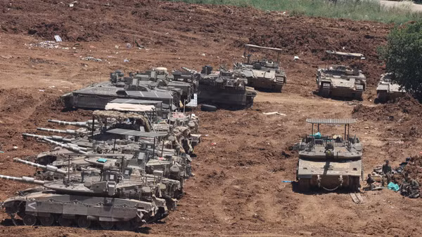 Binh sĩ Israel được triển khai gần biên giới với Liban. (Ảnh: THX/TTXVN phát)
