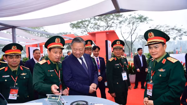 Tổng Bí thư Tô Lâm dự lễ khai trương nhà máy chip của Tập đoàn Viettel vào sáng 16/1 tại Hà Nội.