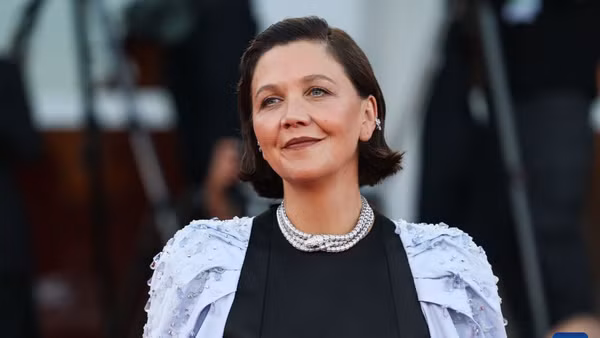 Nữ đạo diễn Maggie Gyllenhaal, Chủ tịch Liên hoan phim Venice 2026. Ảnh: THX