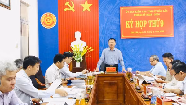 Kỳ họp thứ 9 của Ủy ban Kiểm tra Tỉnh ủy Đắk Lắk. (Ảnh: DUY TIẾN)