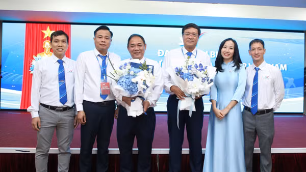 Thường vụ Liên đoàn Trượt băng và Roller Việt Nam nhiệm kỳ III. (Ảnh: MG)