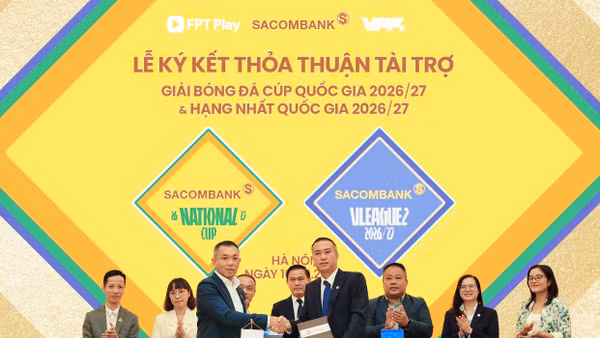 Lễ ký kết tổ chức tài trợ hai giải ngày 16/9 tại Hà Nội. (Ảnh: MINH GIANG)