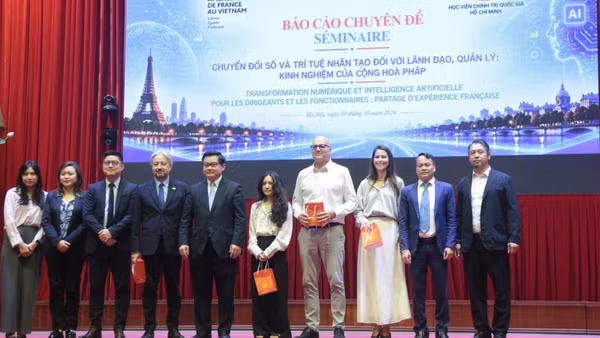 Nâng cao năng lực thực hành cho các nhà lãnh đạo, quản lý trong chuyển đổi số và ứng dụng AI