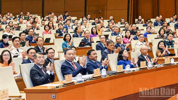 Khai mạc trọng thể Kỳ họp thứ hai, Quốc hội khóa XVI