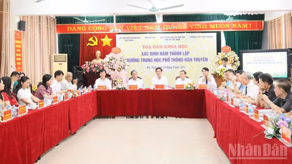 Quang cảnh buổi tọa đàm khoa học. (Ảnh A.T)