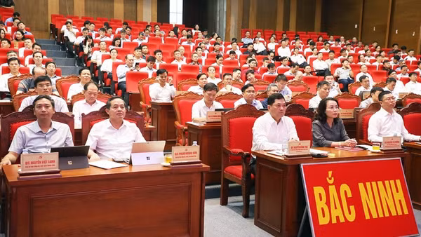 Các đại biểu tại điểm cầu chính tỉnh Bắc Ninh.