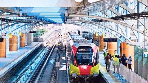 Tuyến metro Nhổn - ga Hà Nội đi vào vận hành (Ảnh VGP)