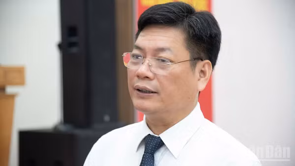 Phó Chủ tịch Ủy ban nhân dân xã Phúc Thọ, thành phố Hà Nội Nguyễn Văn Công. (Ảnh: Minh Duy)