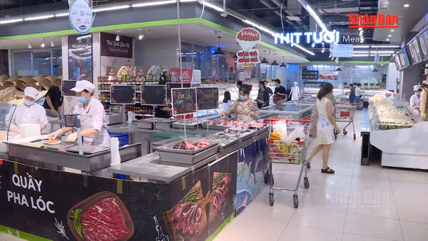 [Video] Thủ tướng yêu cầu tránh tăng giá dồn dập cuối năm