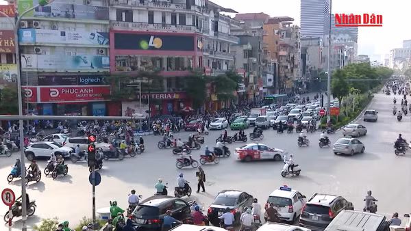 [Video] Gần 5.000 camera AI hỗ trợ giám sát, điều hành giao thông Hà Nội