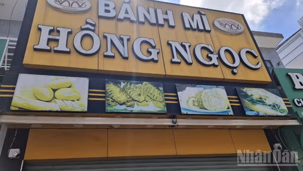 Cơ sở bánh mì Hồng Ngọc 37.
