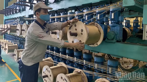 Sản xuất tiếp tục là một trong các động lực chính của dòng vốn đầu tư nước ngoài tại nước ta. (Ảnh: CTV)