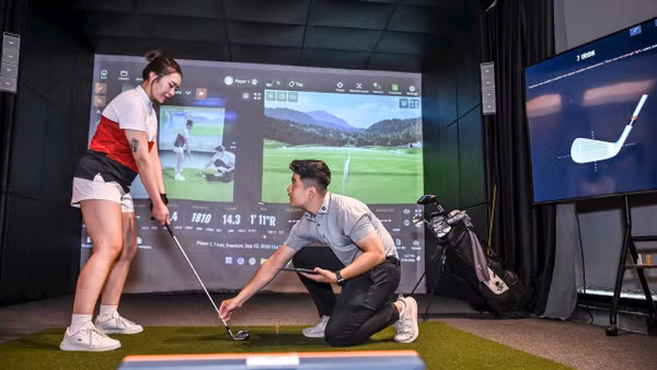 Công nghệ TrackMan thay đổi hoàn toàn tư duy huấn luyện, sang áp dụng khoa học dữ liệu. Ảnh: Thành Đạt