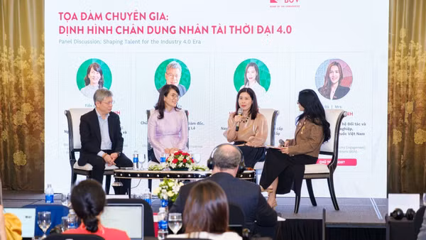 Quang cảnh tọa đàm chuyên gia “Định hình chân dung nhân tài thời đại 4.0” diễn ra chiều 8/10, trong khuôn khổ IECEE 2026. (Ảnh: BUV)