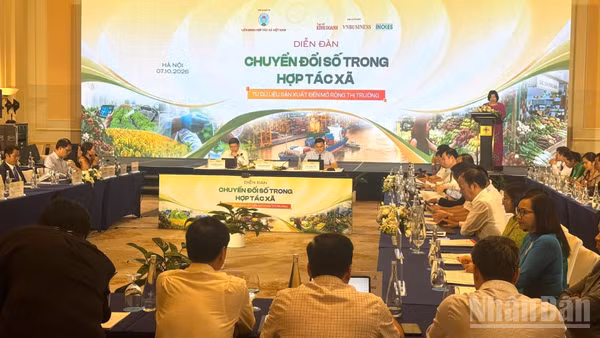 Diễn đàn kỳ vọng góp phần kết nối 3 yếu tố dữ liệu, công nghệ và thị trường, qua đó thúc đẩy chuyển đổi số theo hướng thực chất, phù hợp hơn với điều kiện của khu vực kinh tế tập thể. (Ảnh: HNV)