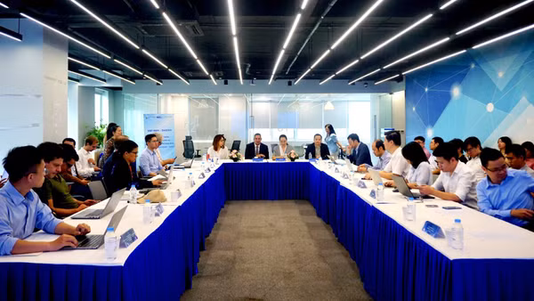 Việc tăng cường kết nối giữa viện nghiên cứu, Trường đại học và doanh nghiệp được kỳ vọng góp phần thúc đẩy liên kết giữa nghiên cứu khoa học với nhu cầu thực tiễn, tạo điều kiện phát triển, thử nghiệm và ứng dụng các giải pháp công nghệ mới. (Ảnh: NIC)