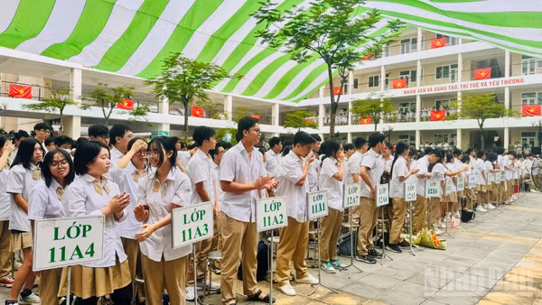 Học sinh là trung tâm của quá trình giảng dạy và học tập. (Ảnh: HNV)