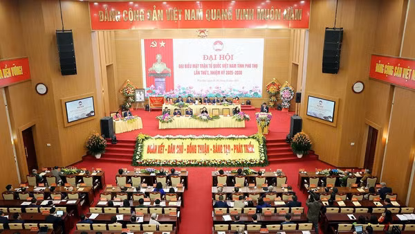 Toàn cảnh Đại hội Đại biểu Mặt trận Tổ quốc tỉnh Phú Thọ lần thứ nhất.