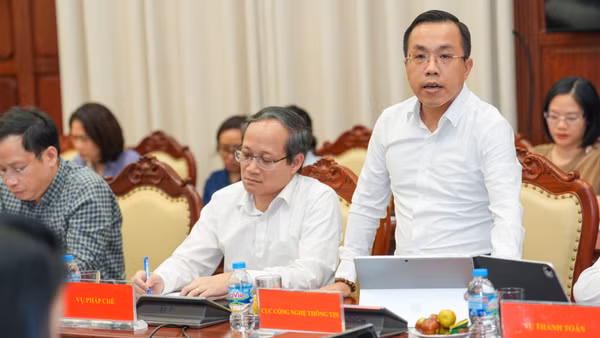 Ông Lê Hoàng Chính Quang - Cục trưởng Cục Công nghệ thông tin, Ngân hàng Nhà nước. (Ảnh: VIỆT PHONG)