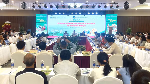 Quang cảnh Diễn đàn khuyến nông @ nông nghiệp. (Ảnh: CÔNG LÝ)
