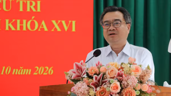 Đồng chí Nguyễn Thanh Nghị, Ủy viên Bộ Chính trị, Bí thư Trung ương Đảng, Trưởng ban Chính sách, chiến lược Trung ương phát biểu tại hội nghị. (Ảnh: CTV)